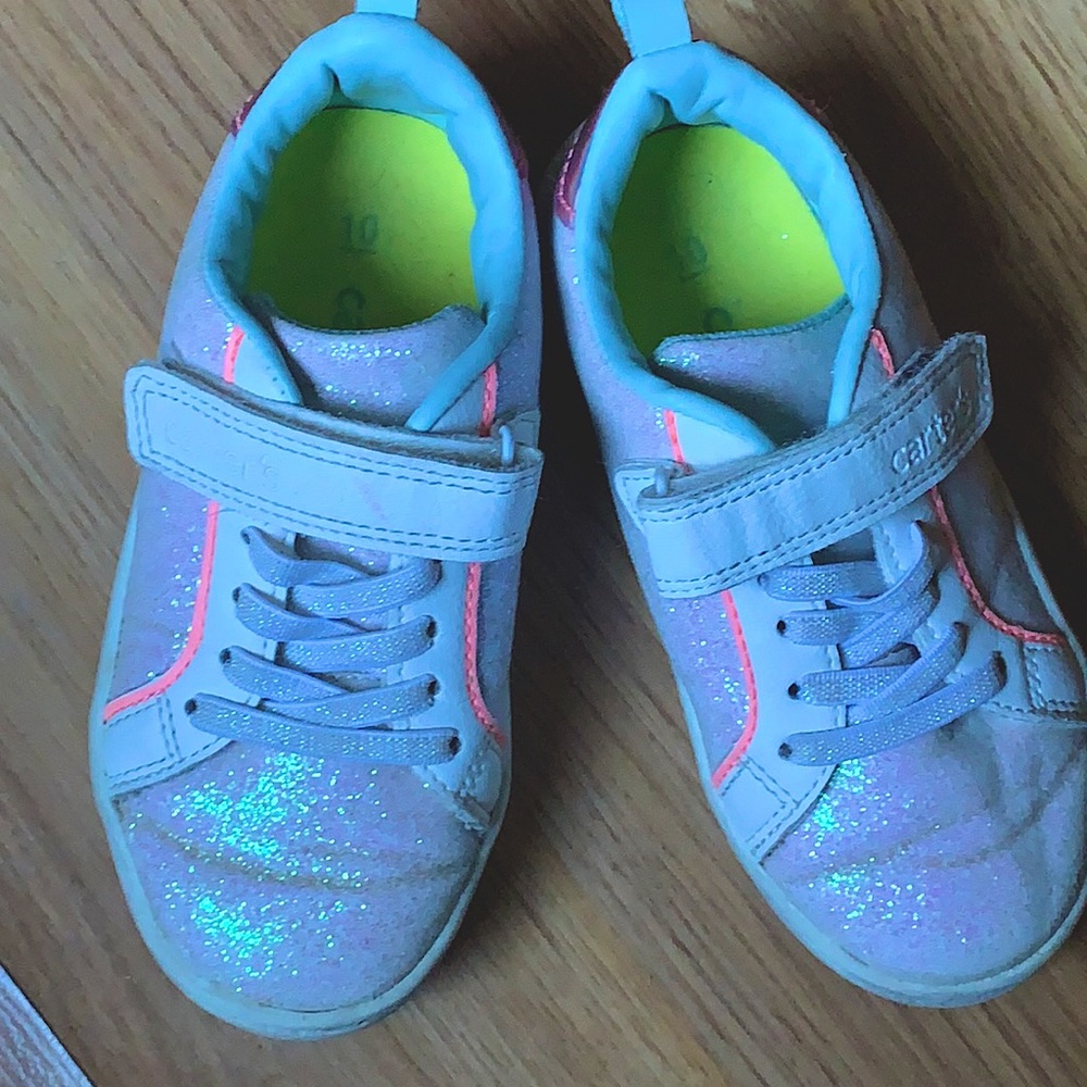 Carter’s glitter tennis shoes ✨